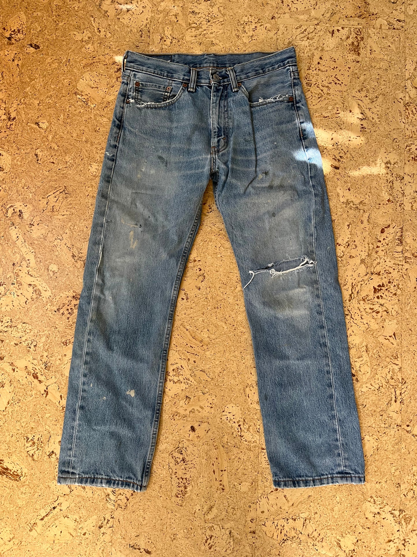 Levis Thrashed Red Tab Blue Jeans 31x30